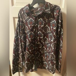 Moy Ferreti maroon designed shirt